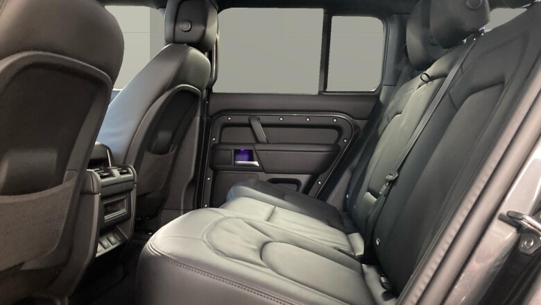 Land Rover Defender 90 Diesel 3.0 D250 Hard Top S Auto